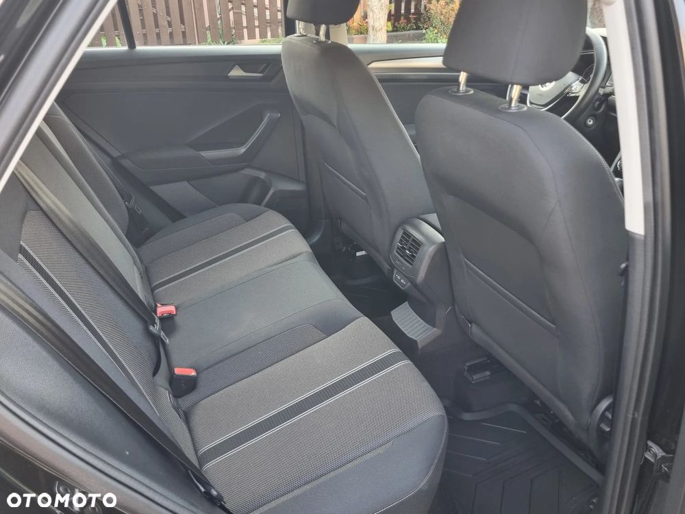 Volkswagen T-Roc 1.5 TSI Style DSG - 17