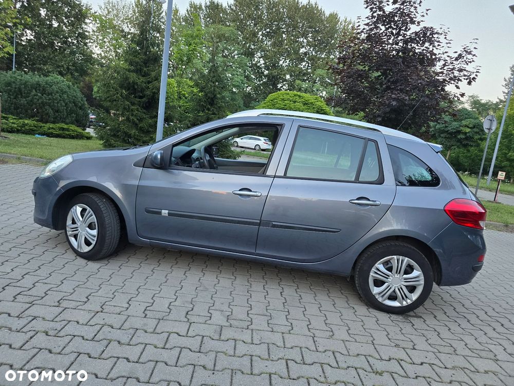 Renault Clio 1.2 16V All Inclusive - 10