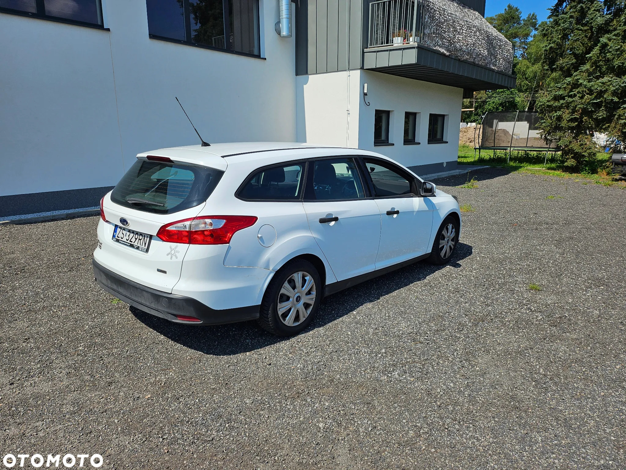 Ford Focus 1.0 EcoBoost Ambiente - 3