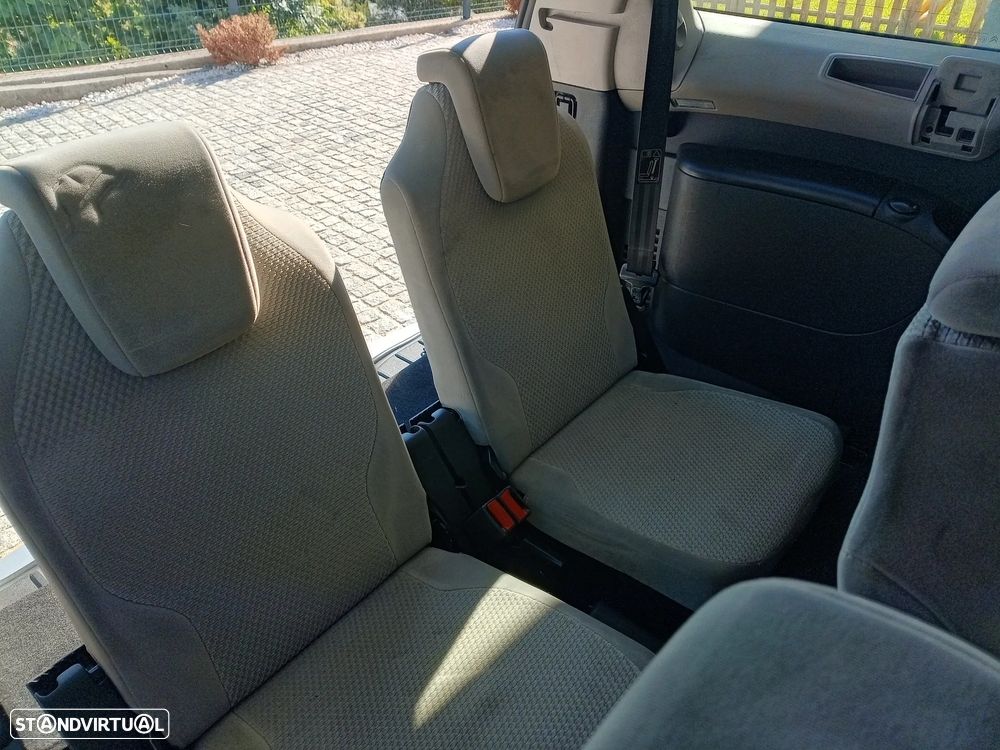 Citroën C4 Grand Picasso 1.6 HDi Confort - 4