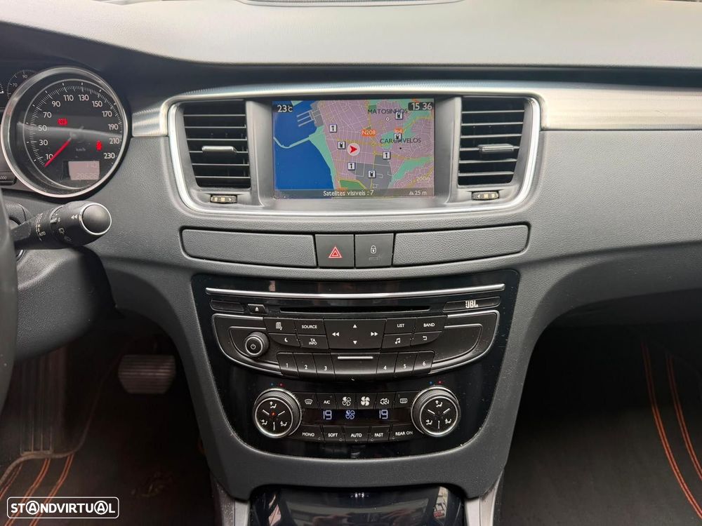 Peugeot 508 RXH 2.0 HDi Hybrid4 2-Tronic - 16