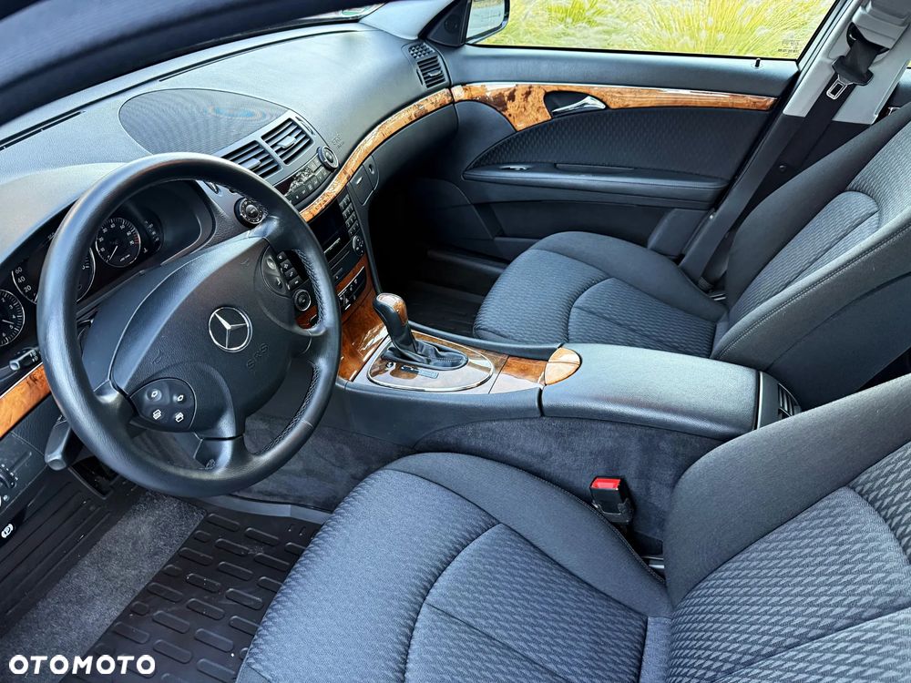 Mercedes-Benz Klasa E 200 Kompressor Automatik Elegance - 25