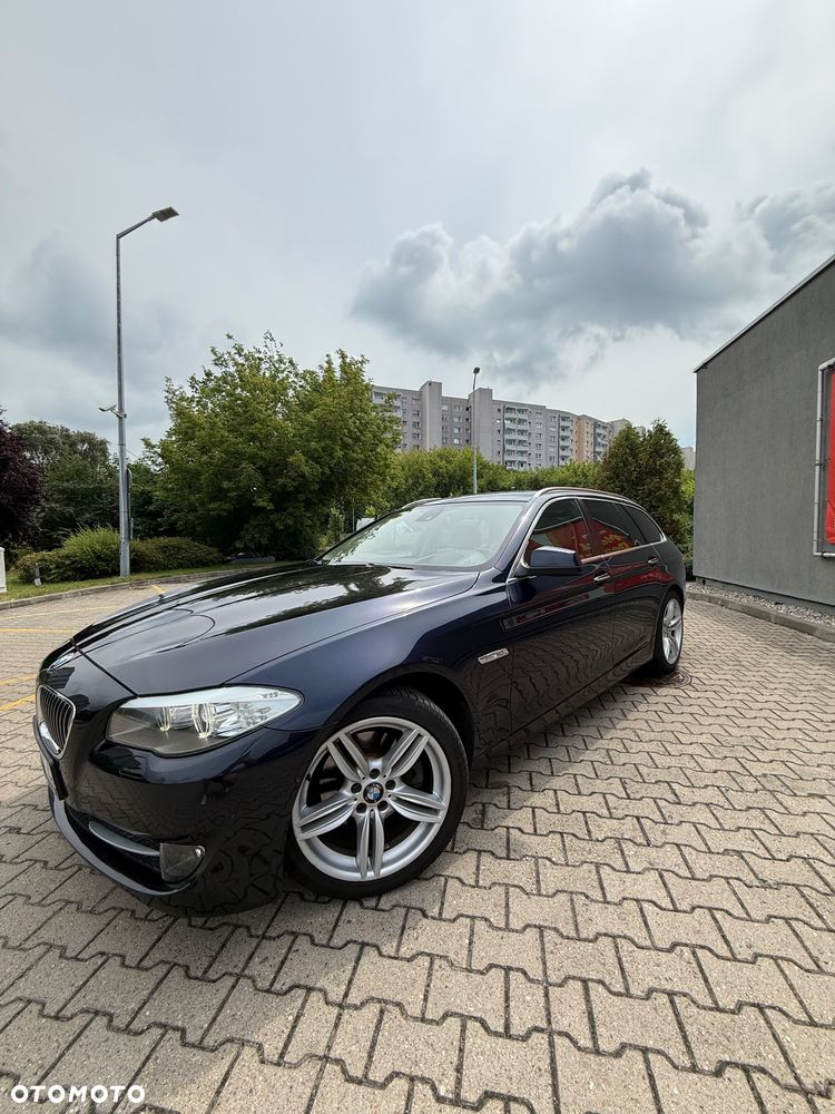 BMW Seria 5 520i - 1