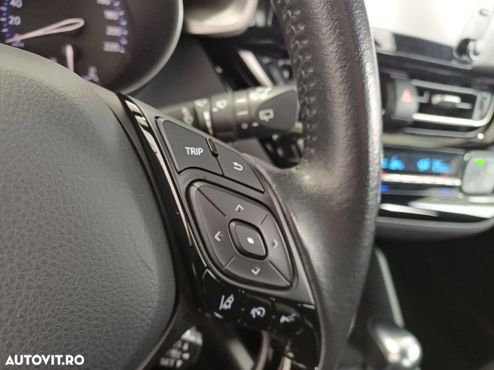 Toyota C-HR 1.8 HSD 122 CP 4x2 CVT C-enter - 13