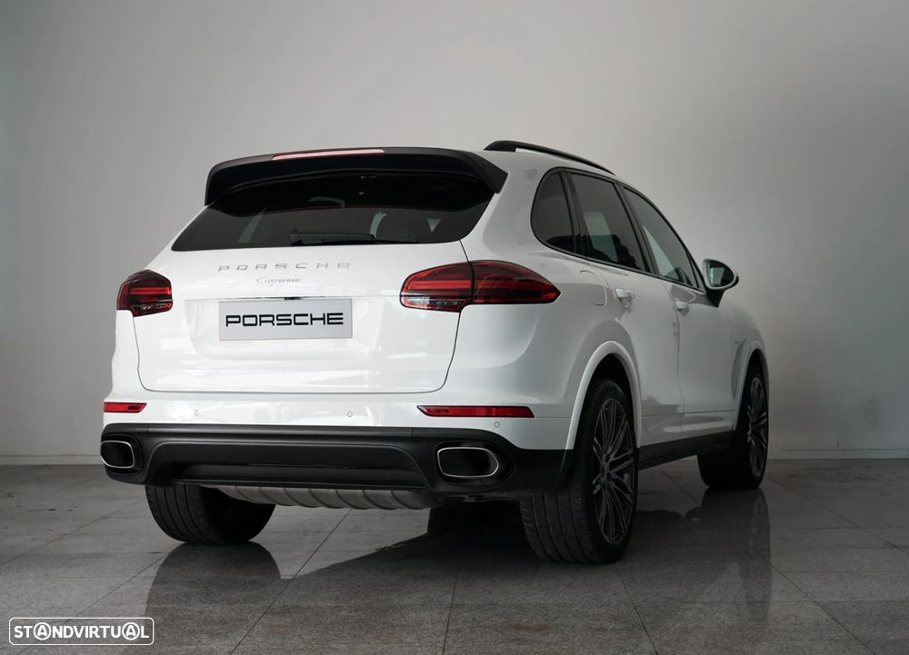 Porsche Cayenne Diesel Platinum Edition - 4