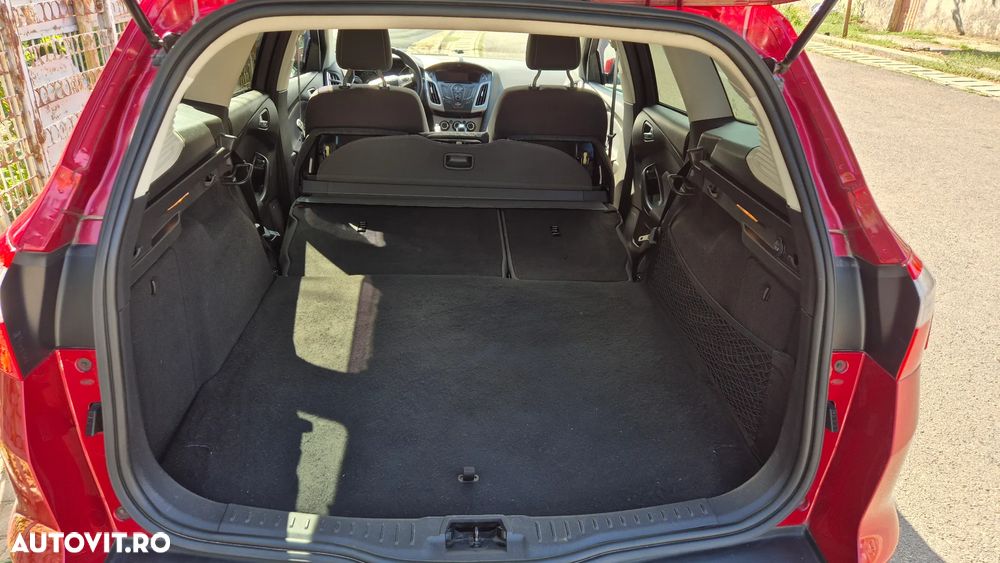 Ford Focus 2.0 TDCi DPF Powershift Titanium - 37