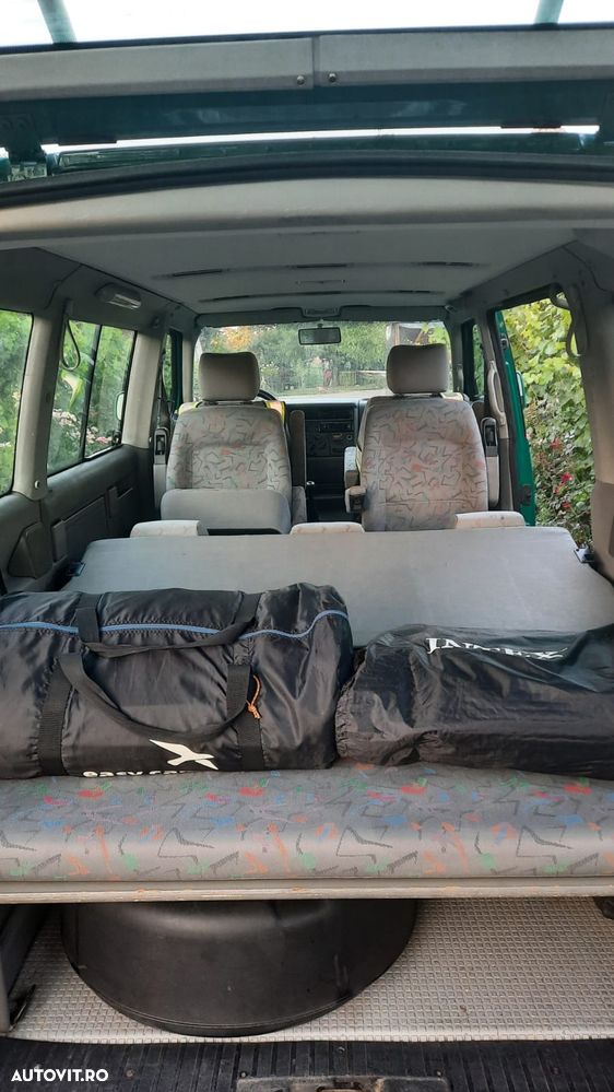 Volkswagen Multivan - 9
