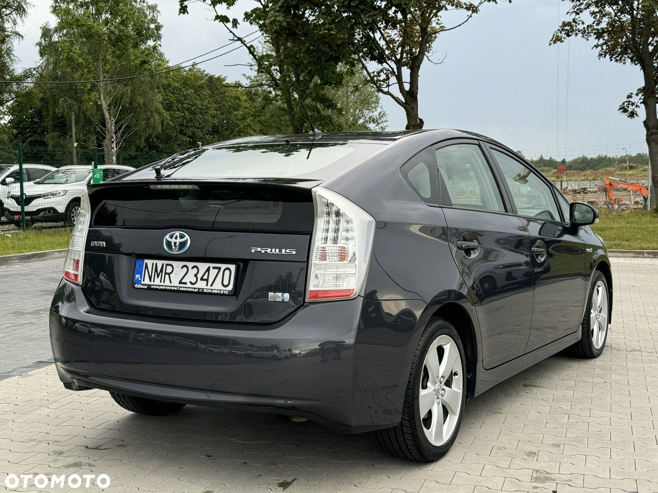 Toyota Prius 1.8 HSD Premium - 11