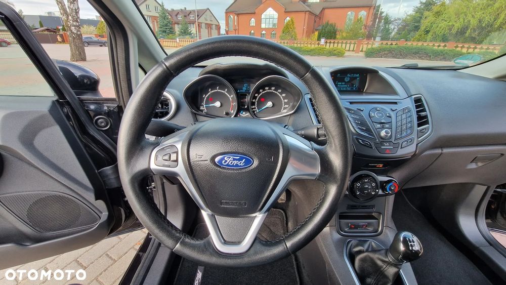 Ford Fiesta 1.25 Gold X EU6 - 18