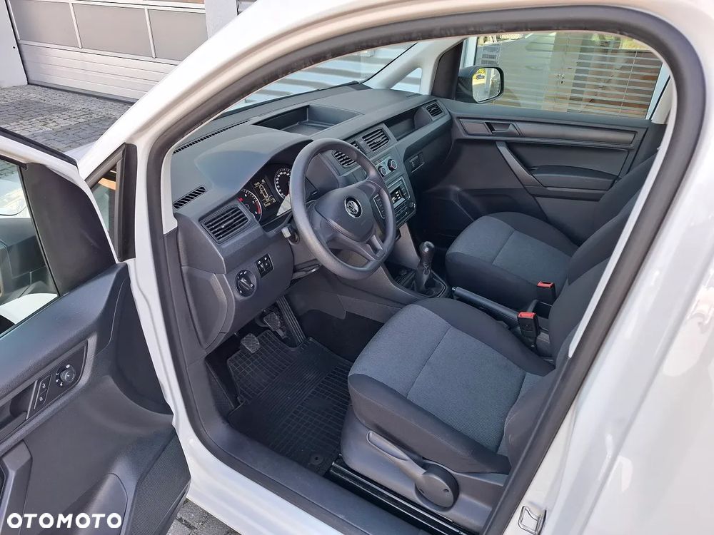 Volkswagen Caddy - 10
