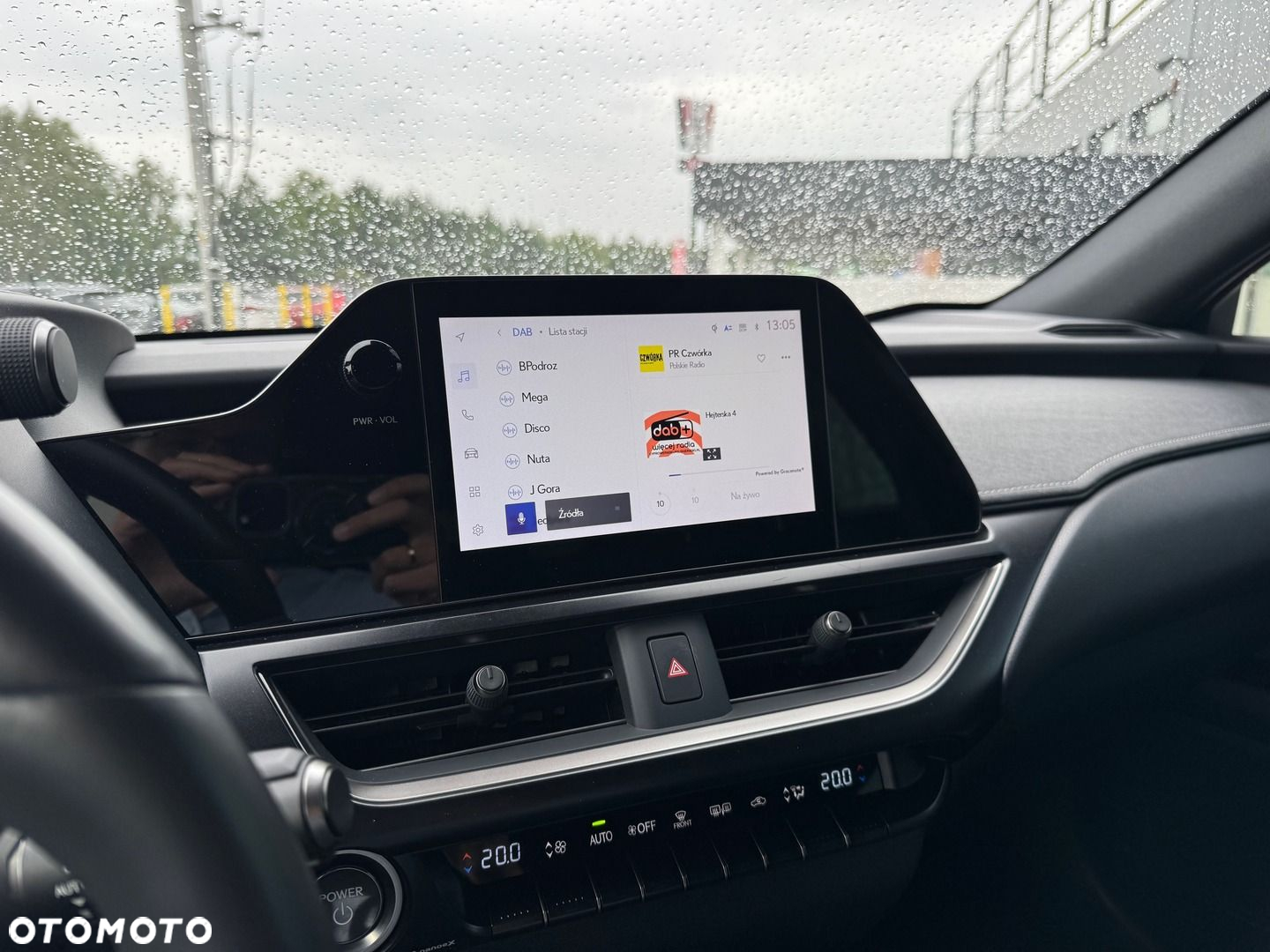 Lexus UX 250h GPF F Sport Design 2WD - 17