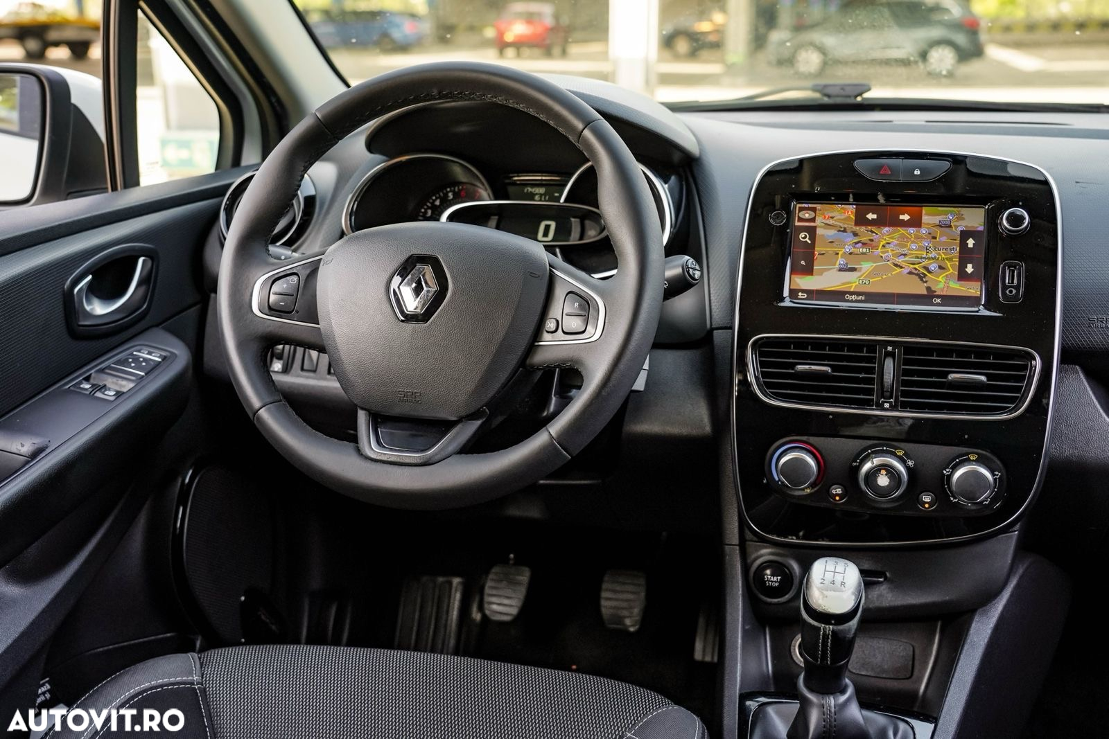 Renault Clio IV 1.2 Life - 13