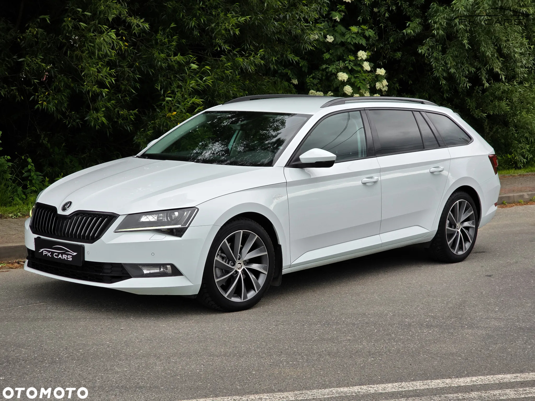Skoda Superb Combi 2.0 TDI 4x4 DSG L&K - 5