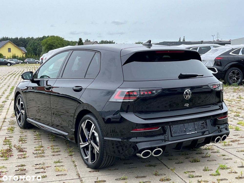 Volkswagen Golf - 5