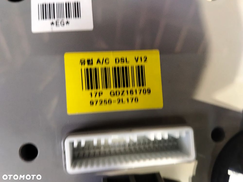 PANEL ŚRODKOWY KLIMATYZACJI HYUNDAI I30 CZARNY LIFT - 9