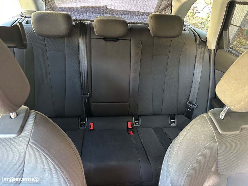 Audi A4 Avant 2.0 TDI S-line S tronic - 11