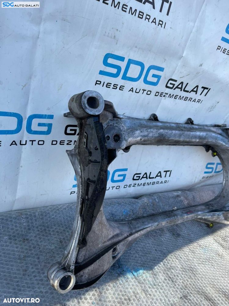 Punte Jug Calandru Fata Suport Motor Lexus IS IS220 2.2 D 2005 - 2010 [LR0131] - 4