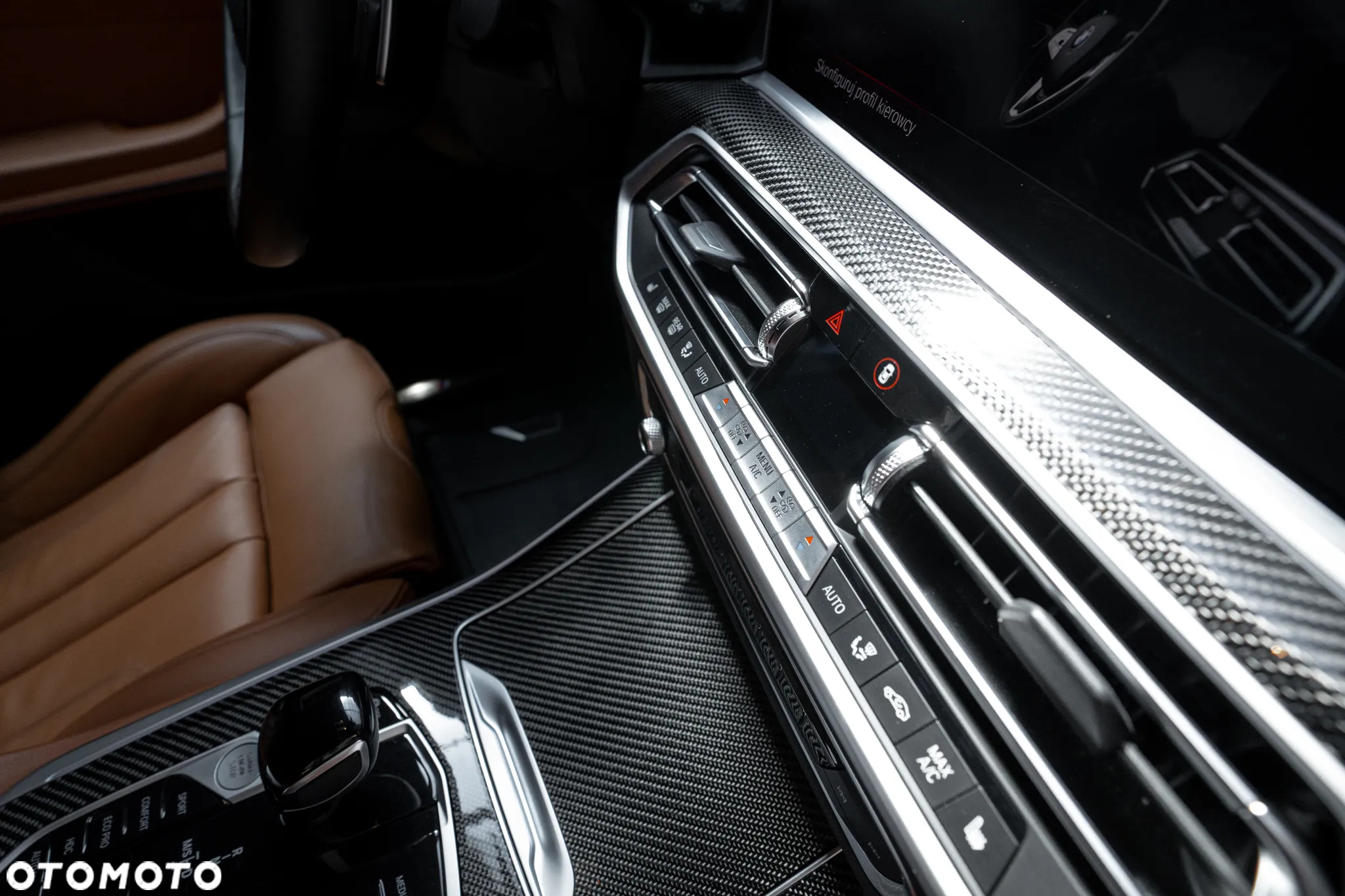 BMW X5 M50i - 31