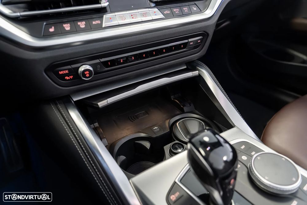 BMW 420 d Desportiva M Auto - 16