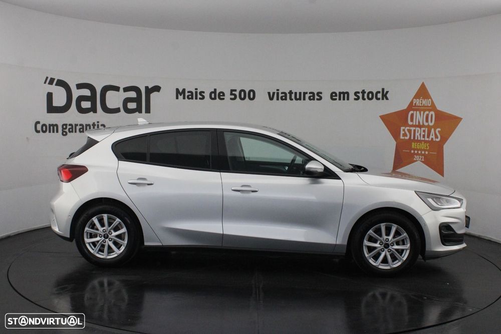 Ford Focus 1.0 EcoBoost MHEV Connected Design — fotografia 6
