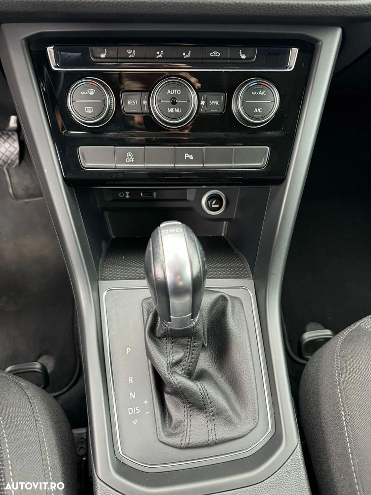 Volkswagen Touran 1.4 TSI DSG Comfortline - 38