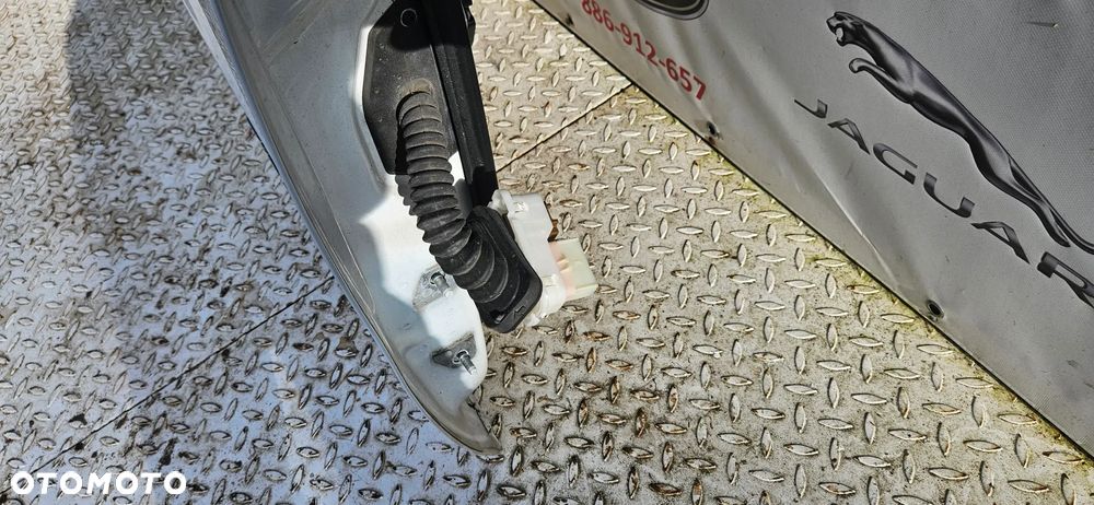 Dodge Durango III LIFT 2017- Kompletne drzwi przód prawy Drzwi Przednie prawe KOLOR PW7 BIAŁY - 14