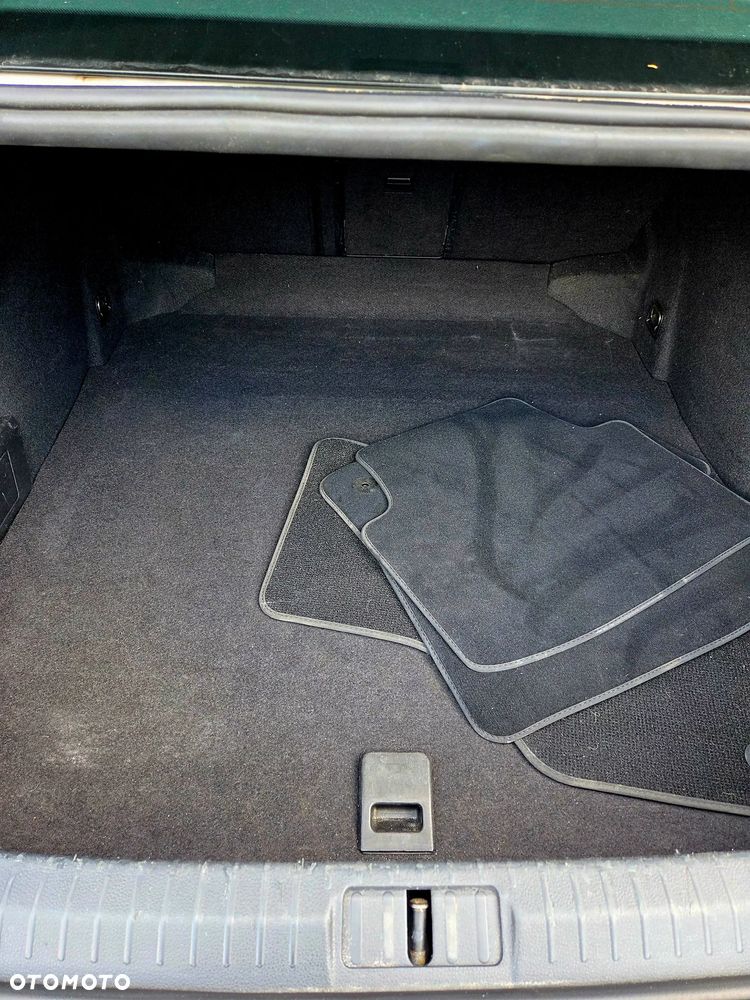 Volkswagen Passat 2.0 TDI SCR Highline DSG - 15