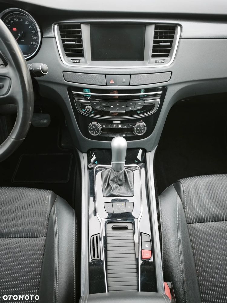 Peugeot 508 BlueHDi 120 EAT6 Stop&Start Allure - 23
