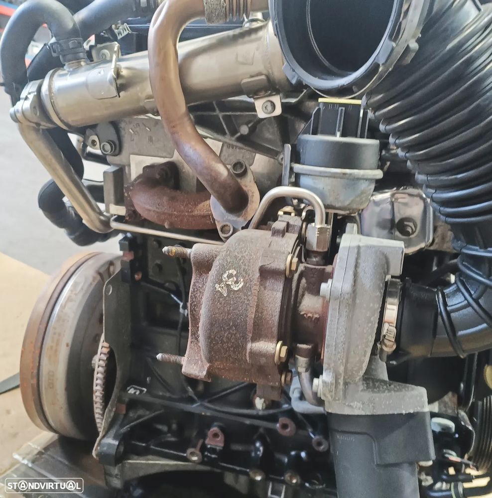 Motor Audi A4 2.0 TDI, referência CAGA, aproximadamente 238 000 KMS. - 2