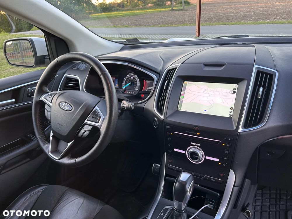 Ford Edge - 10
