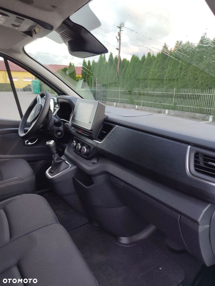 Renault TRAFIC - 9