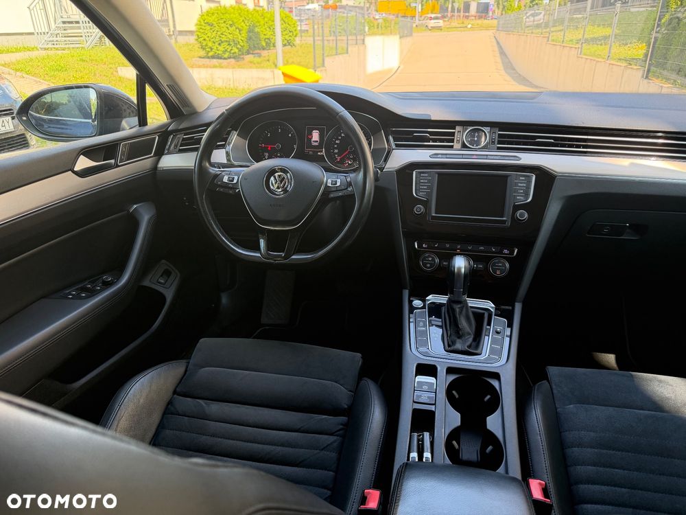 Volkswagen Passat - 21