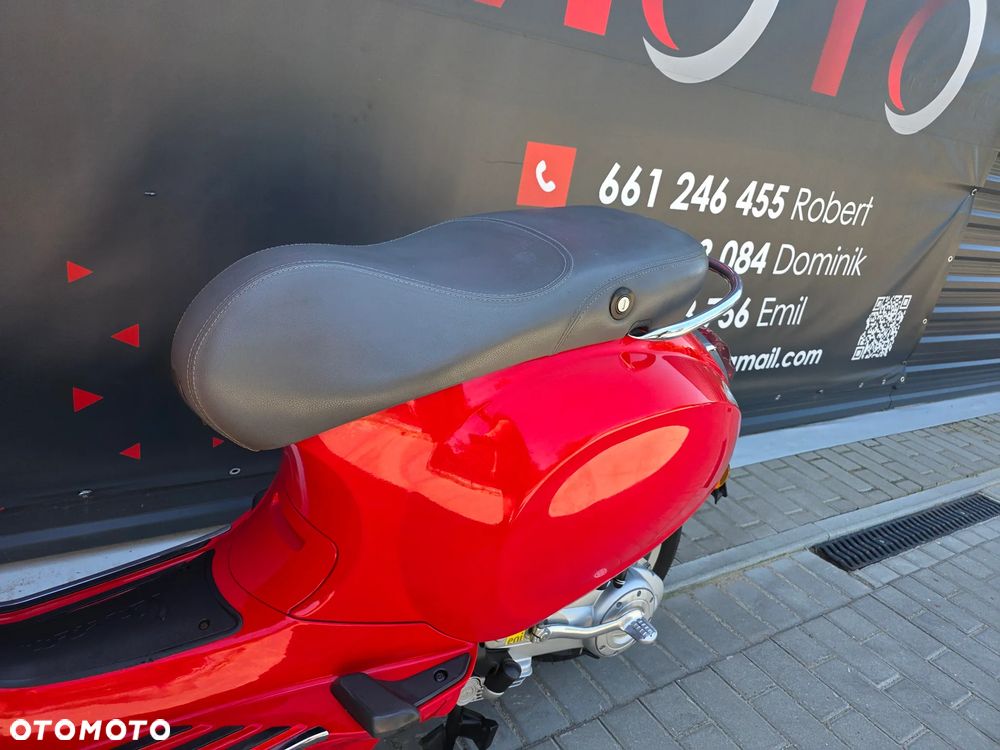 Piaggio Vespa - 17