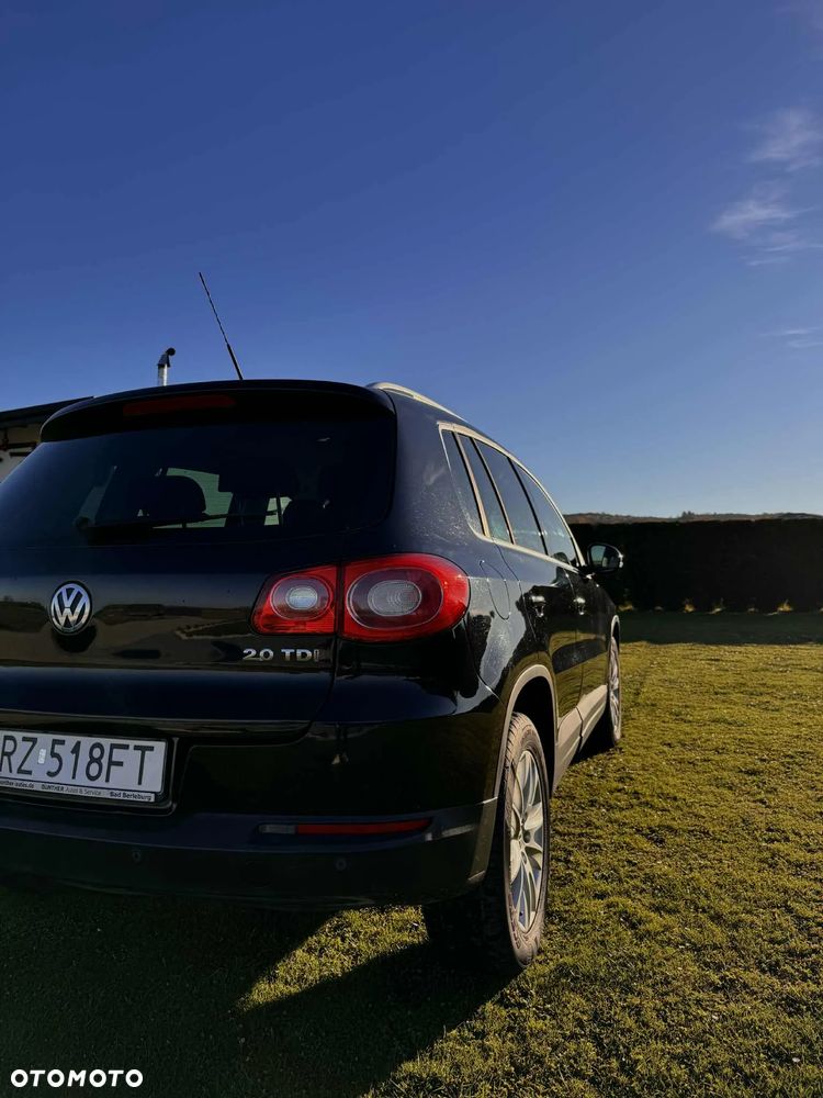 Volkswagen Tiguan - 4