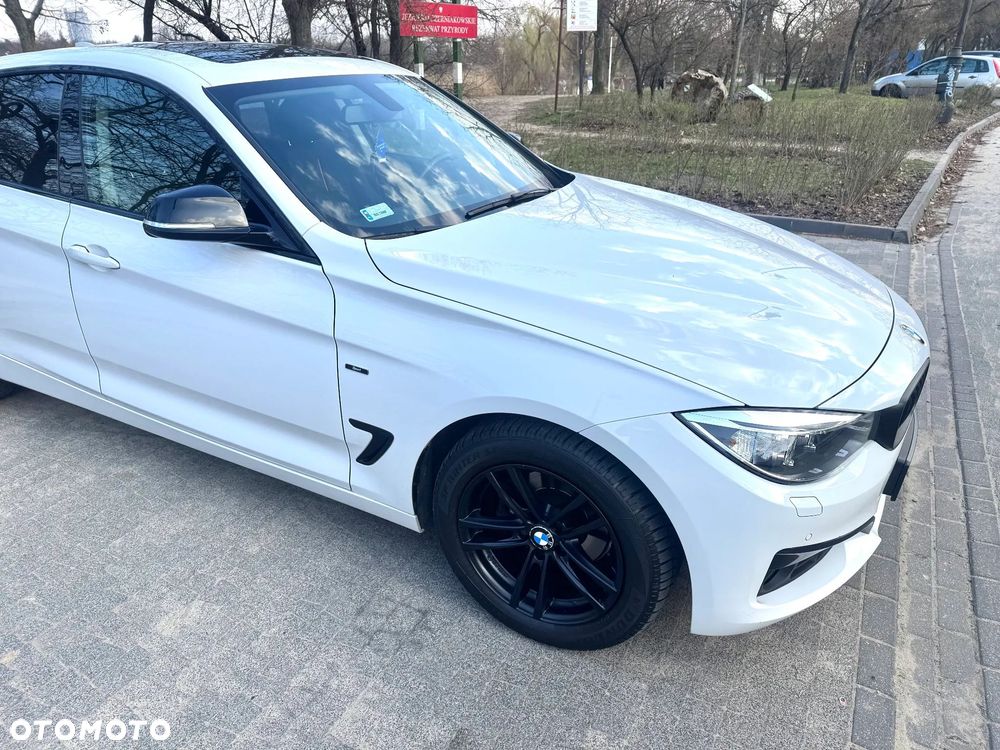 BMW Seria 3 320i Sport Line - 6