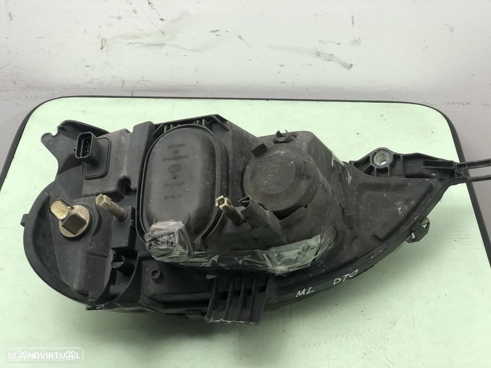 Farol Frente Dto MERCEDES-BENZ Classe M (W163) 02.98 - 08.02 usado - 3