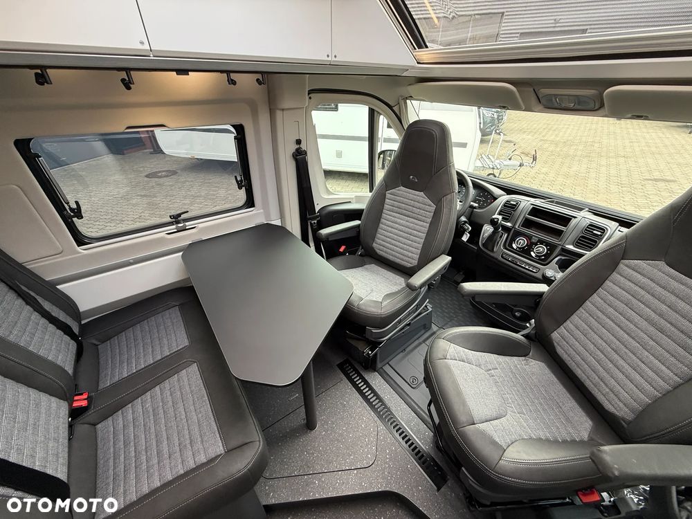 Adria Twin Supreme 640 SGX - 16