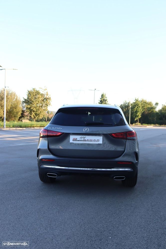 Mercedes-Benz GLA 250 - 12