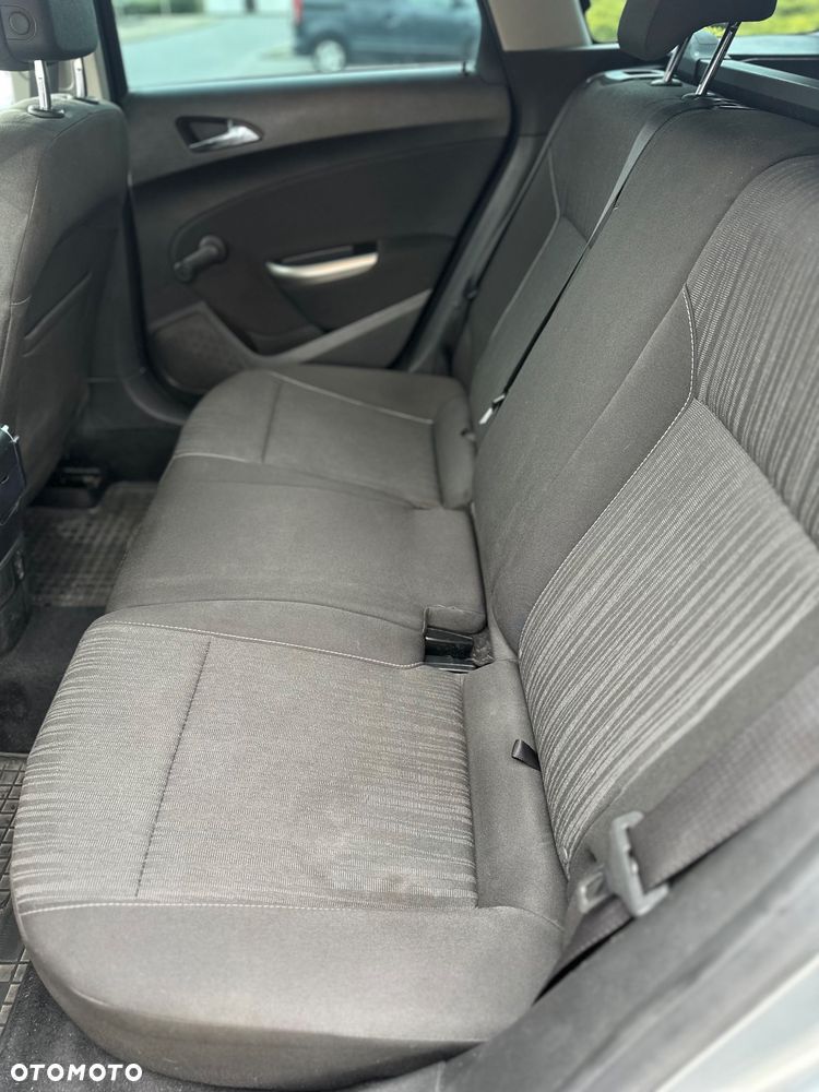 Opel Astra 1.4 - 12