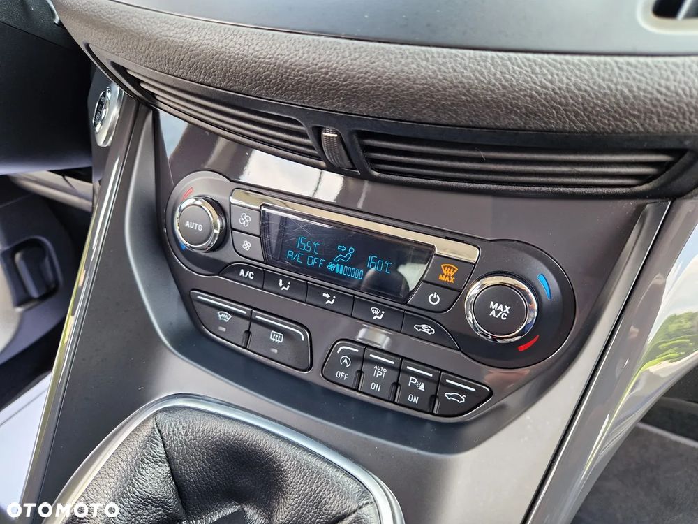 Ford Kuga 2.0 TDCi 2x4 Business Edition - 28