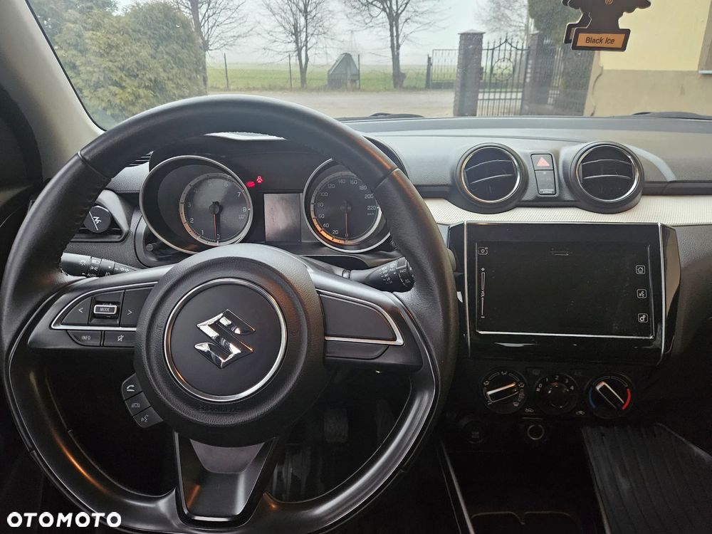 Suzuki Swift 1.2 Dualjet - 11