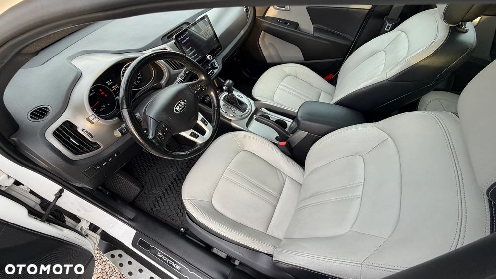 Kia Sportage 2.0 CRDI XL AWD - 24