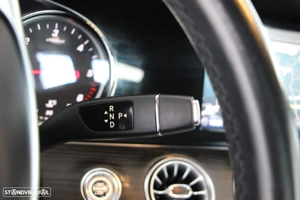 Mercedes-Benz E 220 d Coupe 9G-TRONIC AMG Line - 22