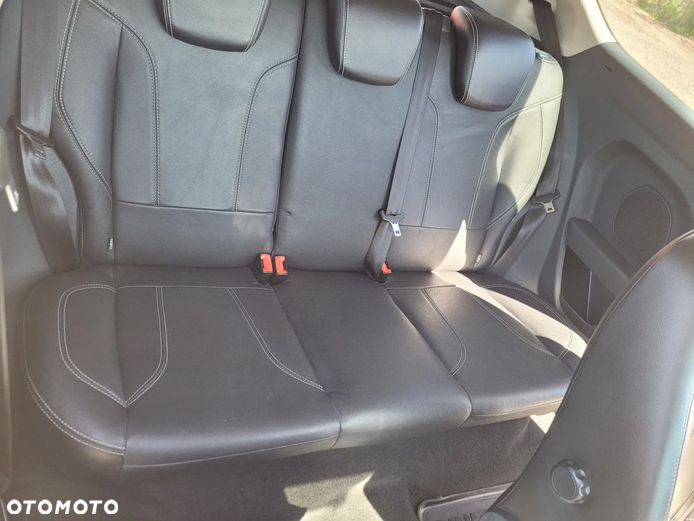 Ford Fiesta 1.6 Ti-VCT Sport S - 22