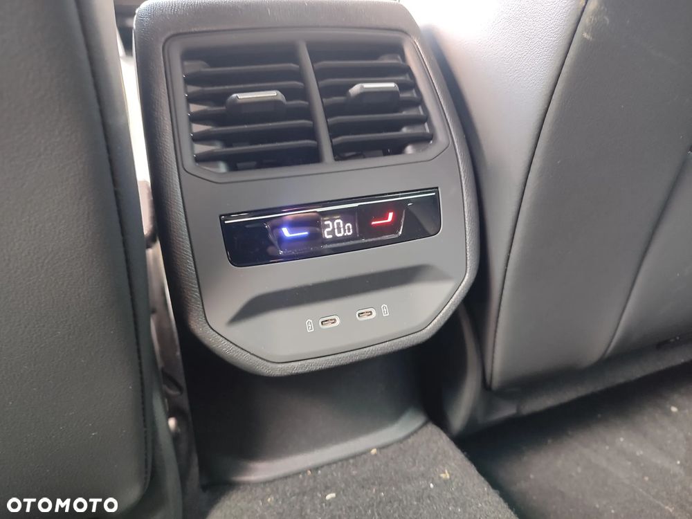 Cupra Leon Sportstourer 1.5 eTSI DSG Tribe Edition - 12