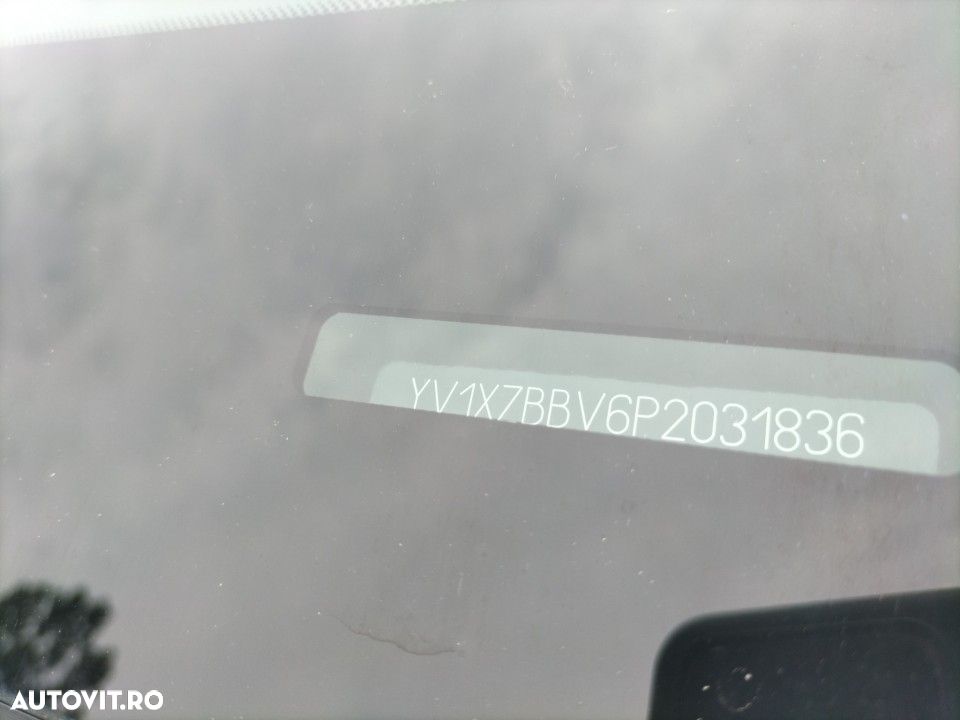 Volvo XC 40 - 21