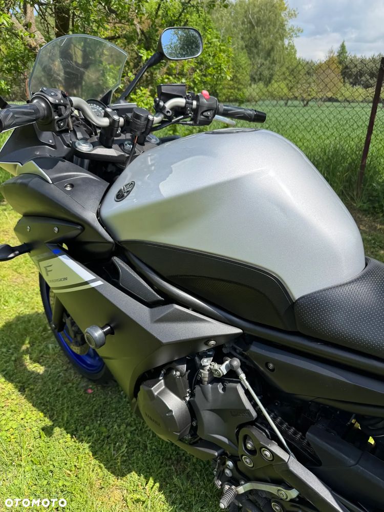 Yamaha XJ - 18
