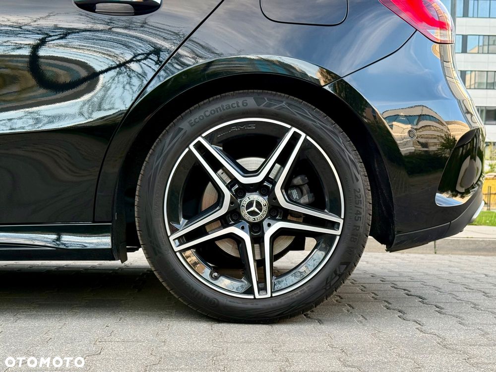 Mercedes-Benz Klasa A 220 4-Matic AMG Line 7G-DCT - 23