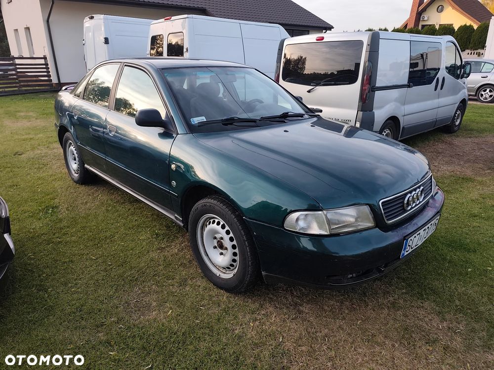 Audi A4 Limousine