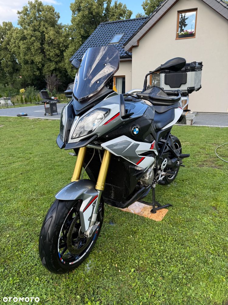 BMW XR - 2